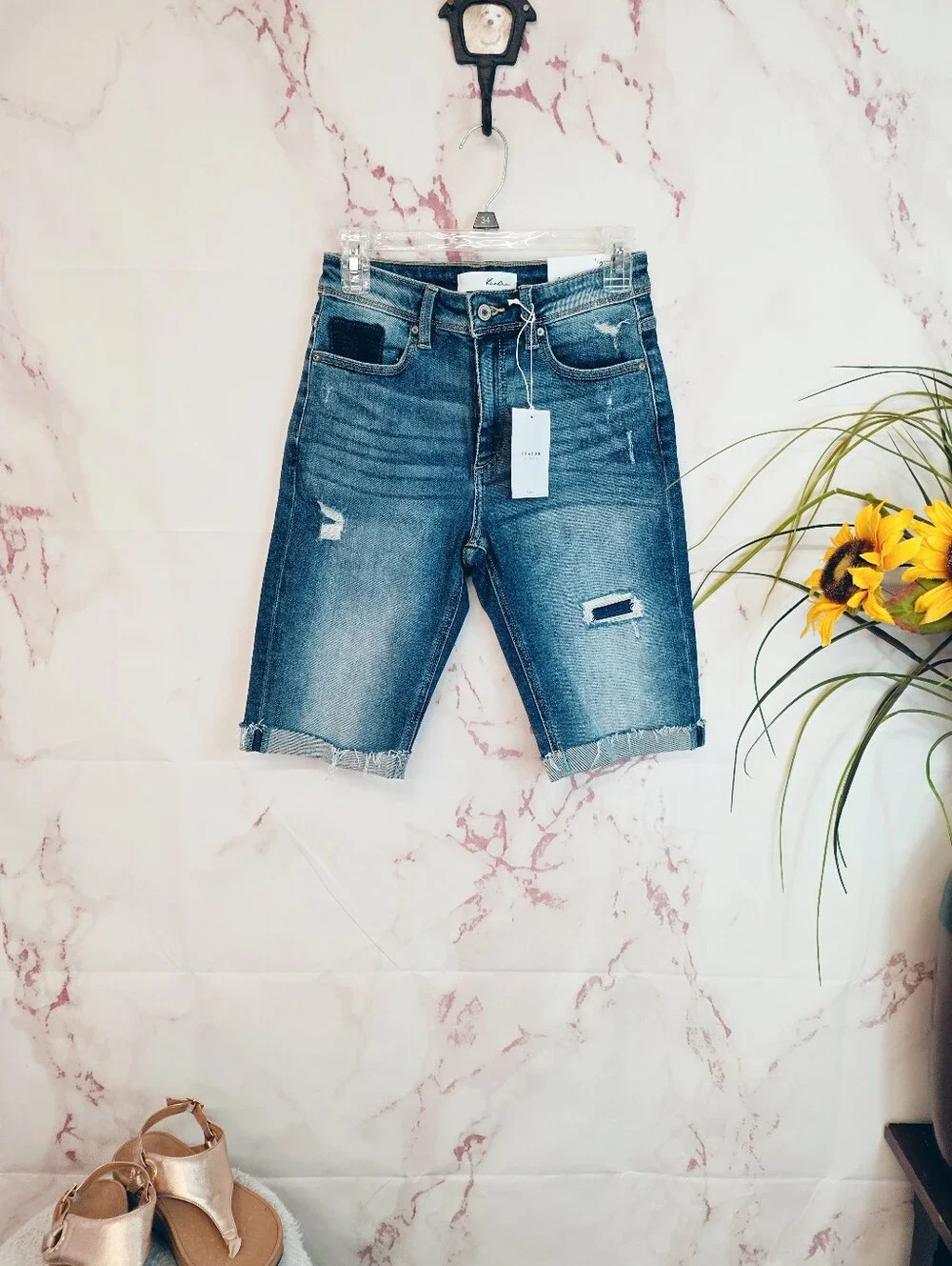 NWT Kancan Bermuda Denim Shorts Size 3/25 Distressed Stretch Cuffed